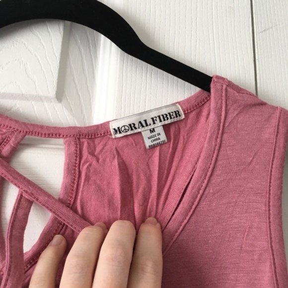 Mauve Pink Keyhole Tank Top - Picture 3 of 4